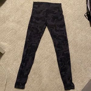 Camouflage Lululemon leggings